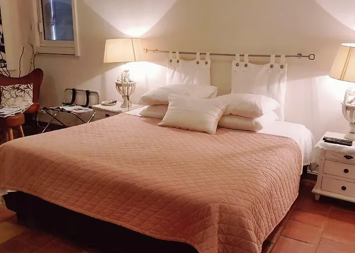 Clos Des Vignes Pampelonne Vineyard Bed & Breakfast